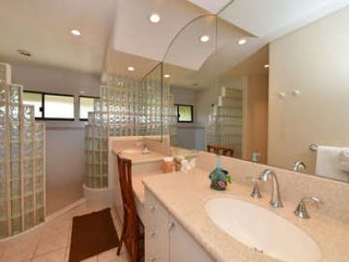 Three bedroom 3 Bath Maui Villa! Great Rates Three bedroom 3 Bath Maui Villa! Great Rates